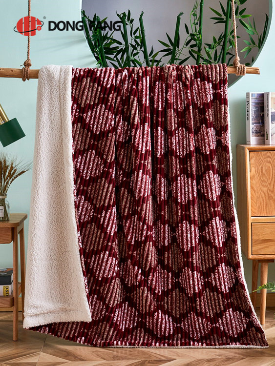Milk velvet with 3D embossed blanket DF2034