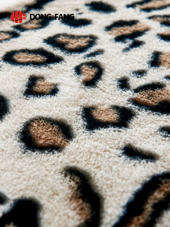 Printed rabbit fur fabric DF2061