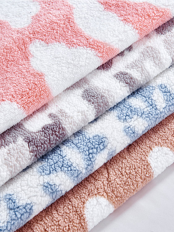 Printed curly plush fabric 