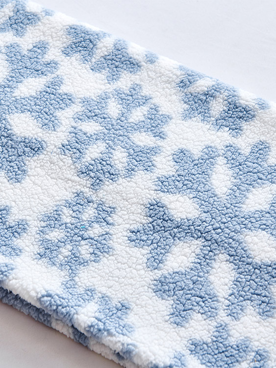 Printed curly plush fabric 