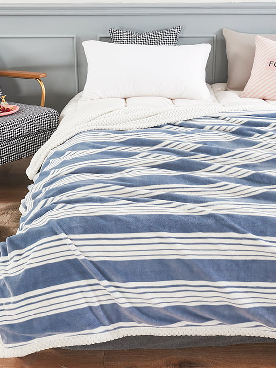 Chi Rong Yan Li Warm Milk Blanket