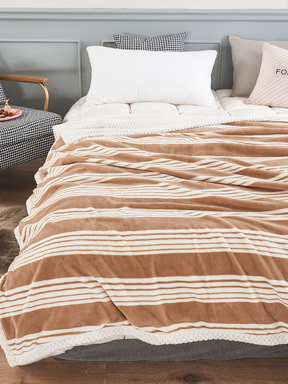 Chi Rong Yan Li Warm Milk Blanket