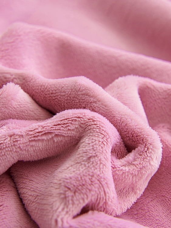 Chi Rong Yan Li Warm Milk Blanket