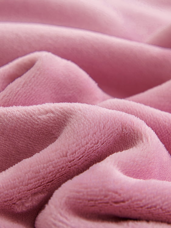 Chi Rong Yan Li Warm Milk Blanket