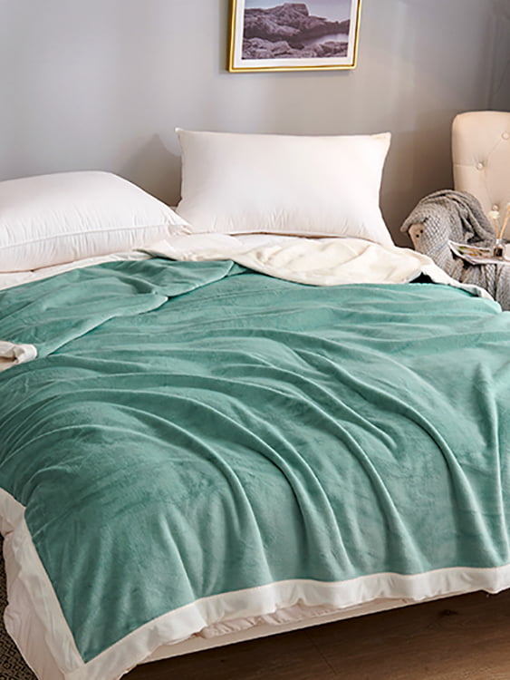 Chi Rong Yan Li Warm Milk Blanket