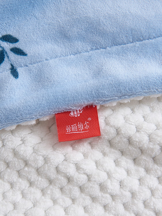 Printed milk velvet double blanket