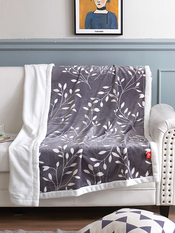 Printed milk velvet double blanket