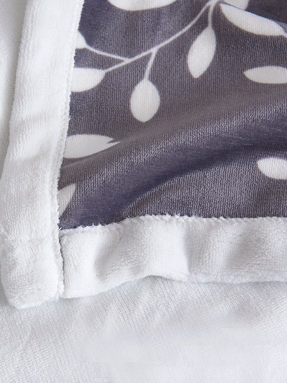 Printed milk velvet double blanket
