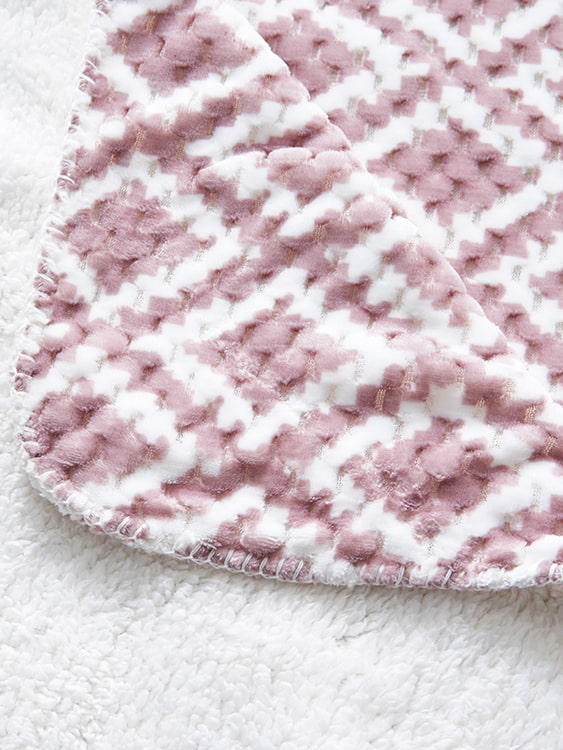 Jacquard-print flannel double blanket