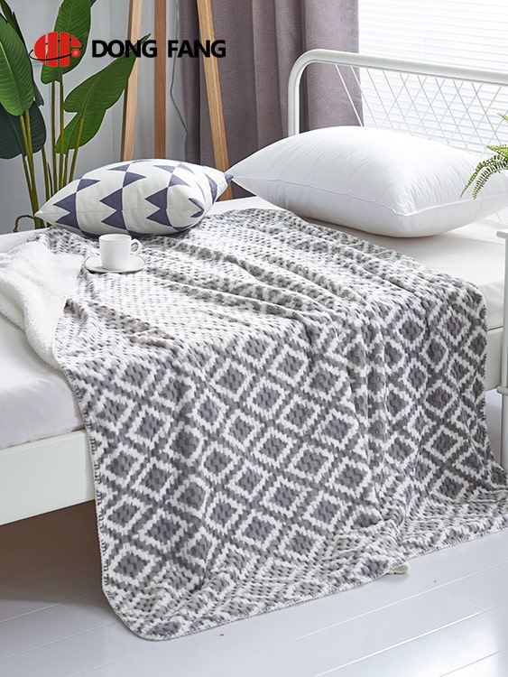 Jacquard-print flannel double blanket