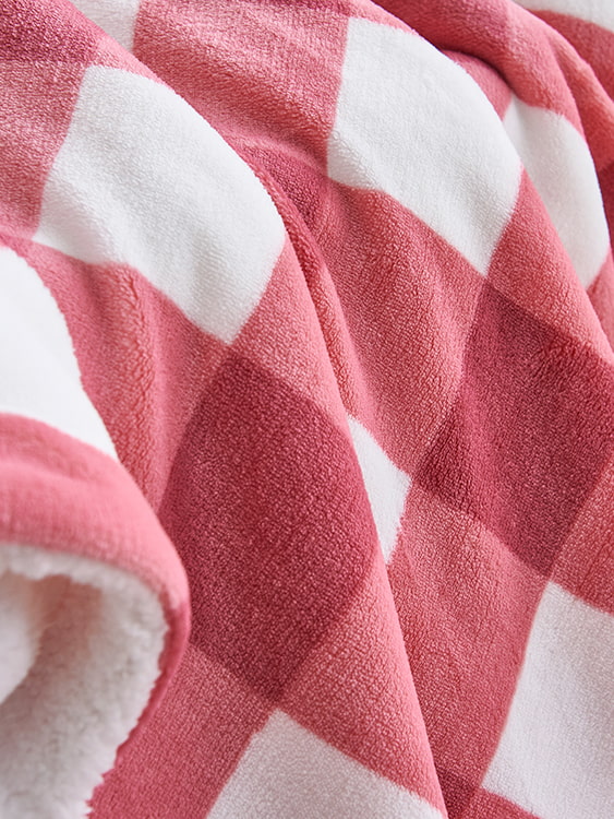 Cationic jacquard double blanket