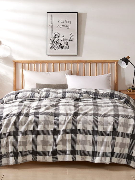 Milk fleece blanket