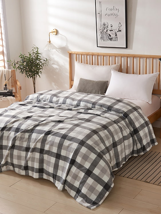 Milk fleece blanket