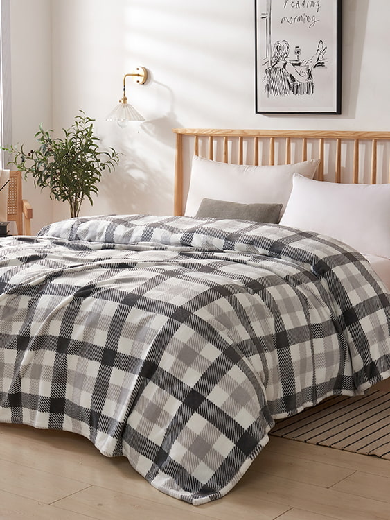 Milk fleece blanket
