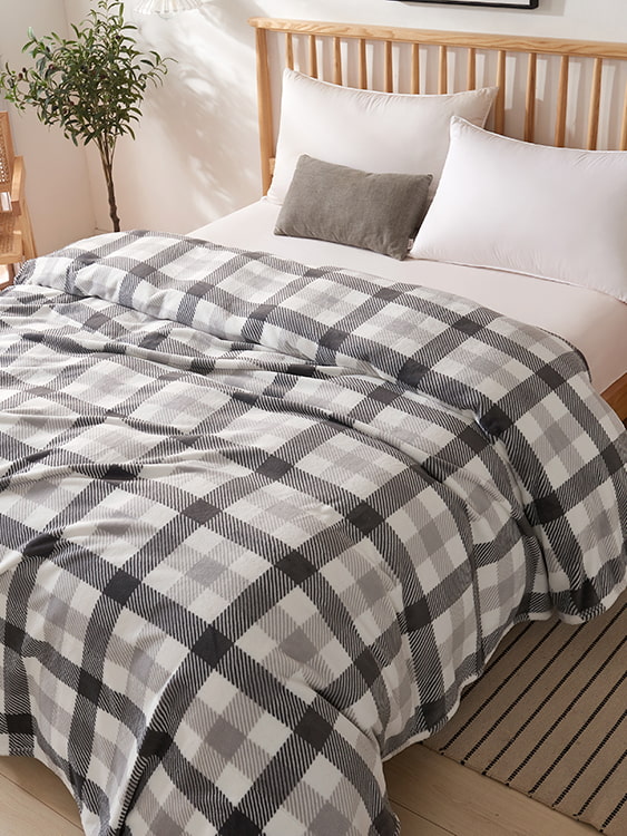 Milk fleece blanket