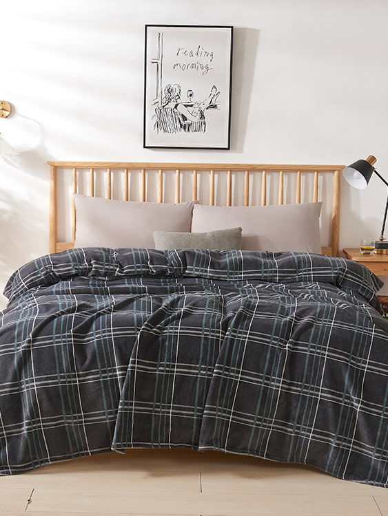 Milk fleece blanket