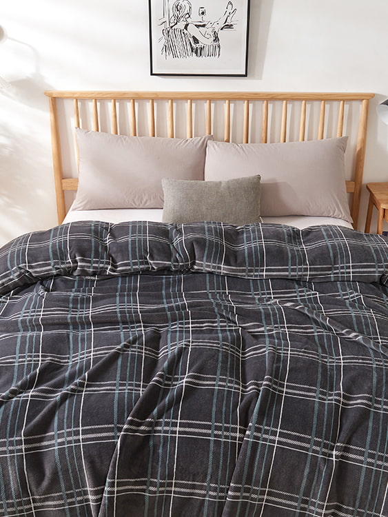 Milk fleece blanket