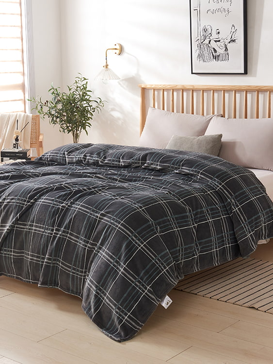 Milk fleece blanket