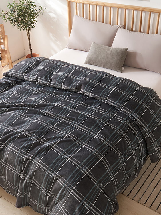Milk fleece blanket