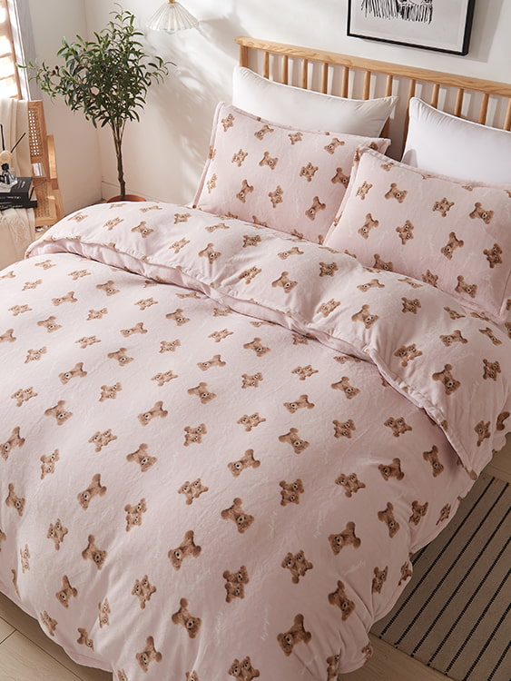 Four-piece set of printed milk velvet