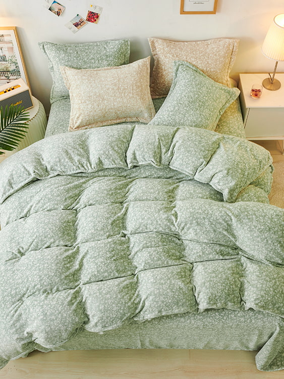 Four-piece milk velvet set