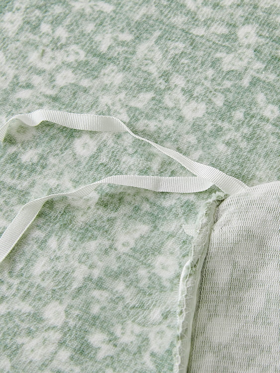 Four-piece set of printed milk velvet