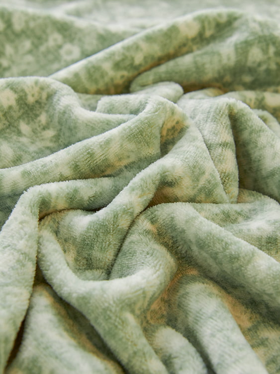 Four-piece set of printed milk velvet