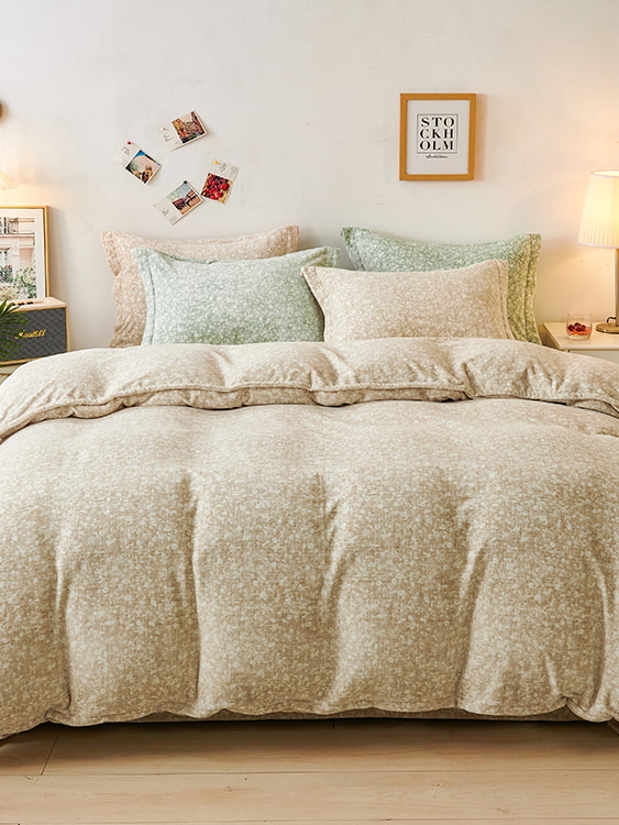 Four-piece milk velvet set