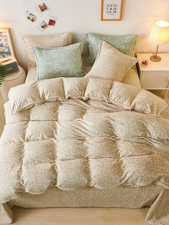 Four-piece milk velvet set