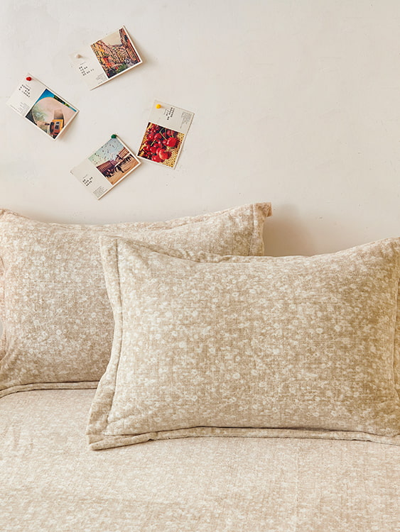 Four-piece milk velvet set