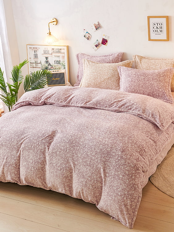 Four-piece milk velvet set