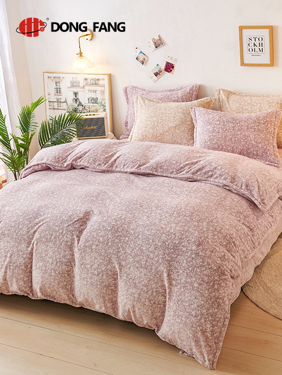 Four-piece set of printed milk velvet