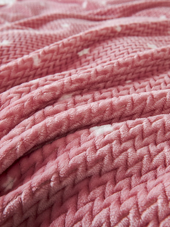 Jacquard-print flannel blanket