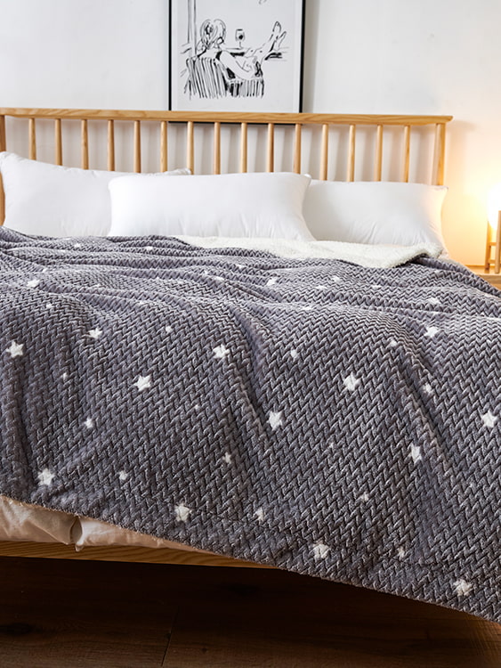 Jacquard-print flannel blanket