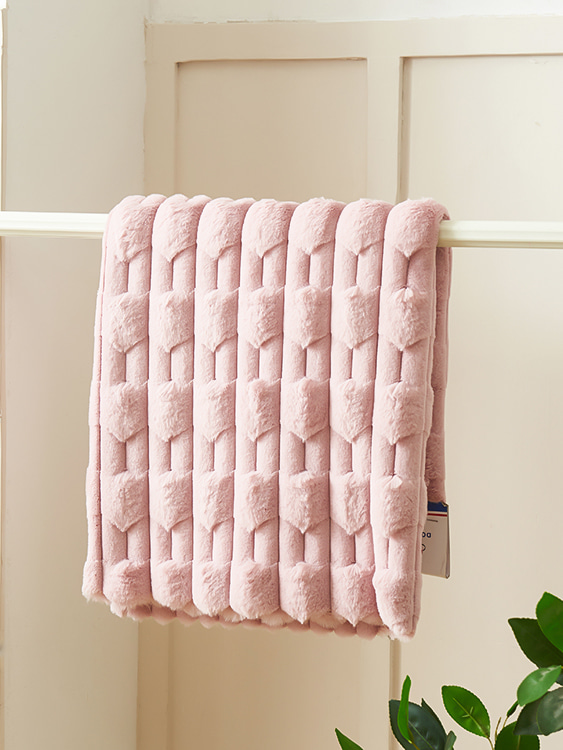 Jacquard rubbit fur
